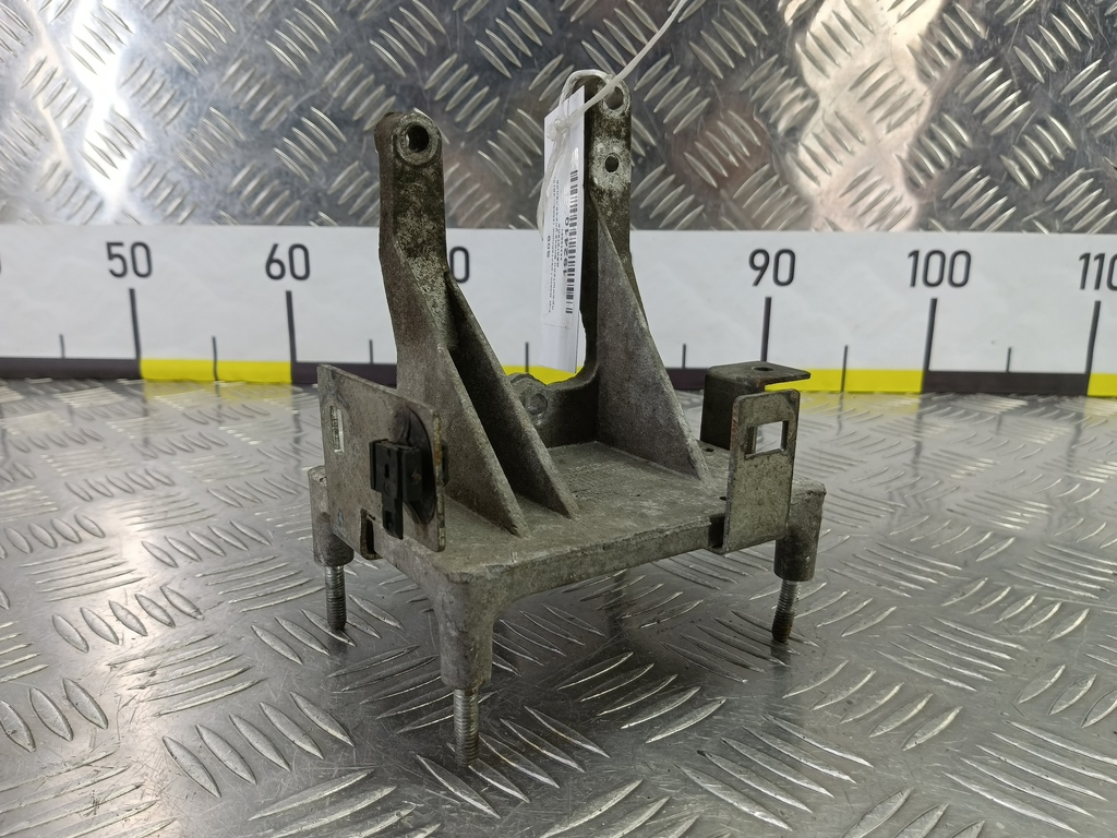 кронштейн блока управления двигателя Fiat Doblo 1.4 MT (77 л.с.)Doblo  I рестайлинг (2005—2015) Минивэн 55249001, 1320 рублей, Москва