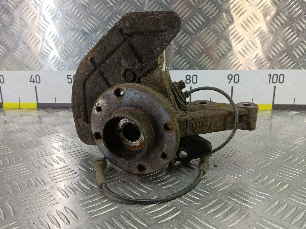 кулак Fiat Doblo 1.4 MT (77 л.с.)Doblo  I рестайлинг (2005—2015) Минивэн 51759682, 2700 рублей, Москва