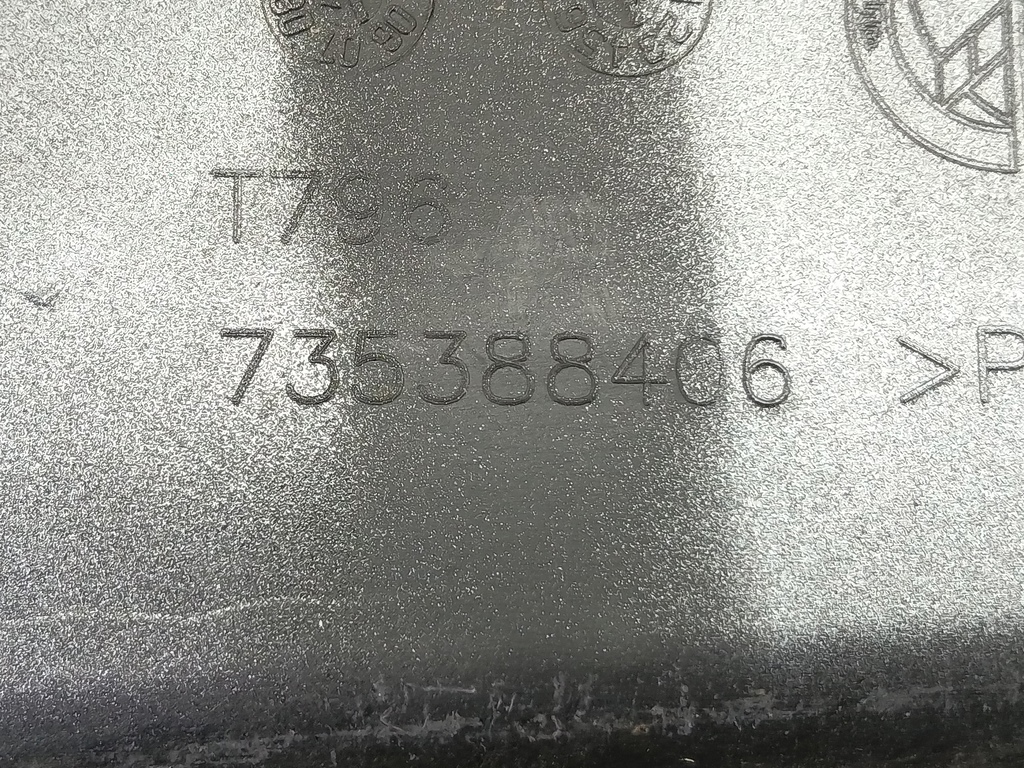 накладка под фонарем Fiat Doblo 1.4 MT (77 л.с.)Doblo  I рестайлинг (2005—2015) Минивэн 735417807, 3160 рублей, Москва