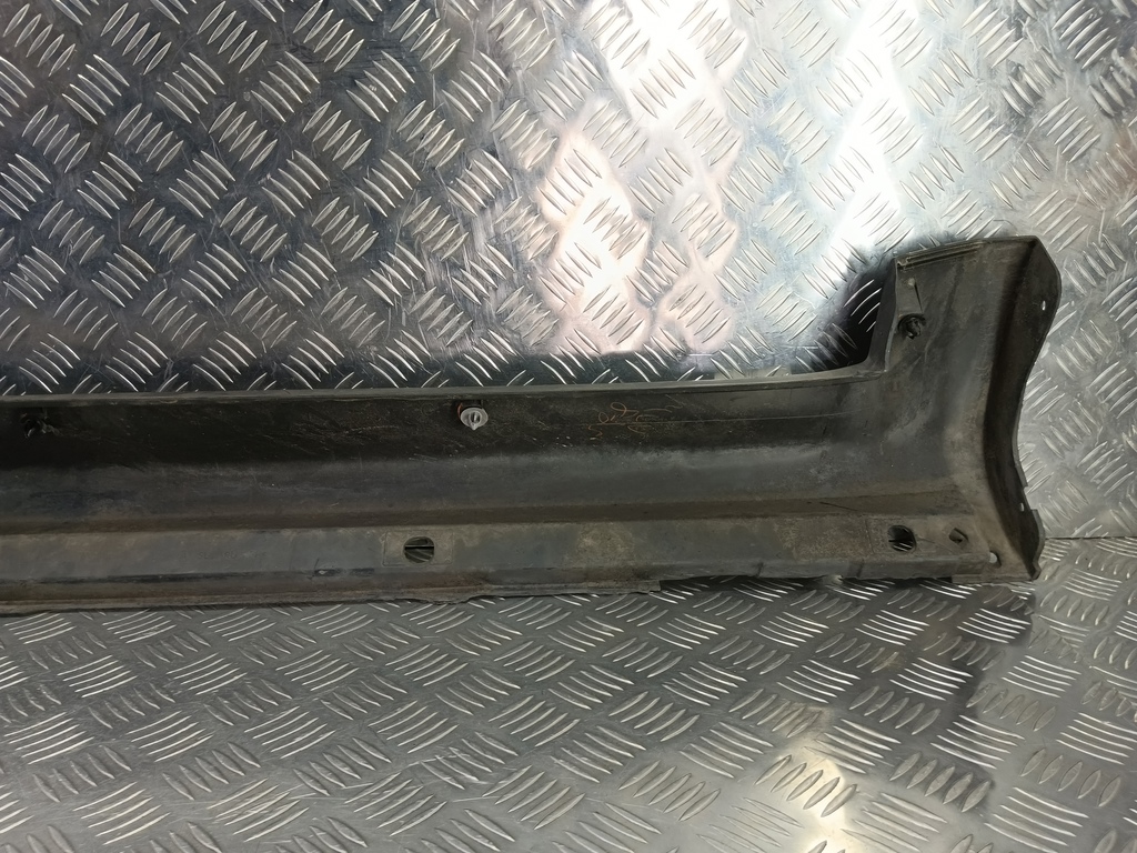 накладка порога SUBARU Tribeca 3.0 4WD AT (250 л.с.)Tribeca  WX (2004—2007) Внедорожник 91112XA13A, 750 рублей, Москва