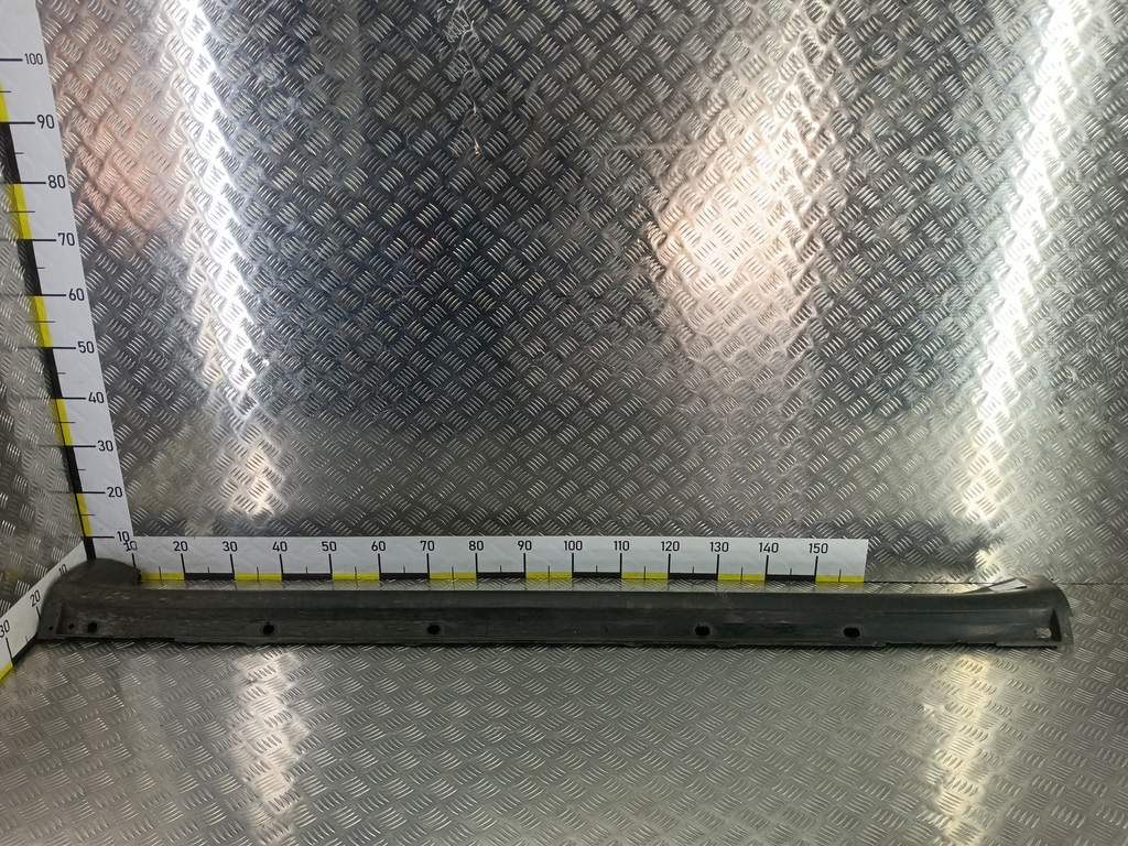 накладка порога SUBARU Tribeca 3.0 4WD AT (250 л.с.)Tribeca  WX (2004—2007) Внедорожник 91112XA13A, 750 рублей, Москва