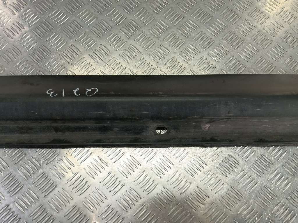 накладка порога SUBARU Tribeca 3.0 4WD AT (250 л.с.)Tribeca  WX (2004—2007) Внедорожник 91112XA12A, 750 рублей, Москва