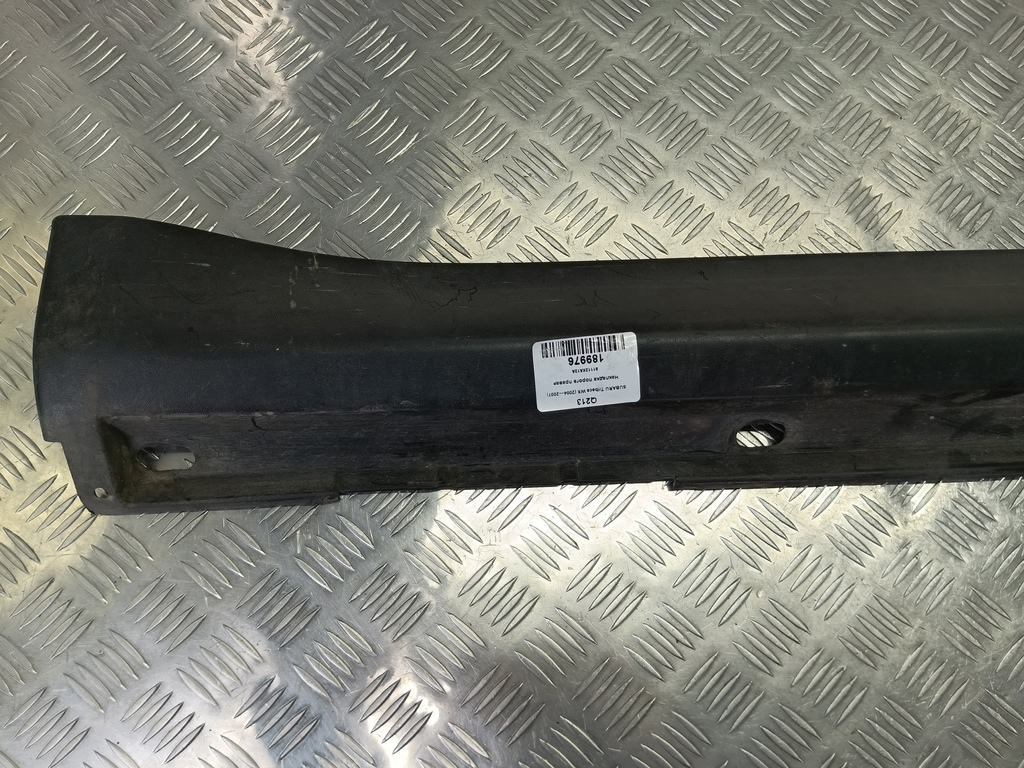 накладка порога SUBARU Tribeca 3.0 4WD AT (250 л.с.)Tribeca  WX (2004—2007) Внедорожник 91112XA12A, 750 рублей, Москва