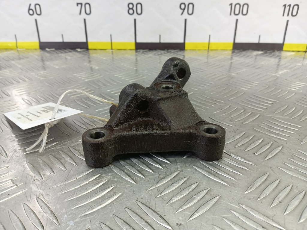 кронштейн двигателя (двс) HONDA Accord 2.0 AT (155 л.с.)Accord  VII (2002—2006) Седан 11910RAC000, 520 рублей, Москва