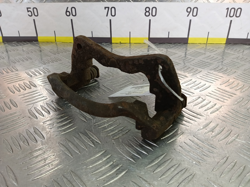 скоба суппорта MITSUBISHI Space Star  MR911816, 1780 рублей, Москва