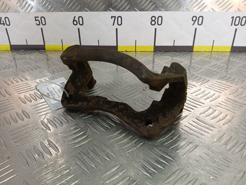 скоба суппорта MITSUBISHI Space Star  MR911816, 1780 рублей, Москва