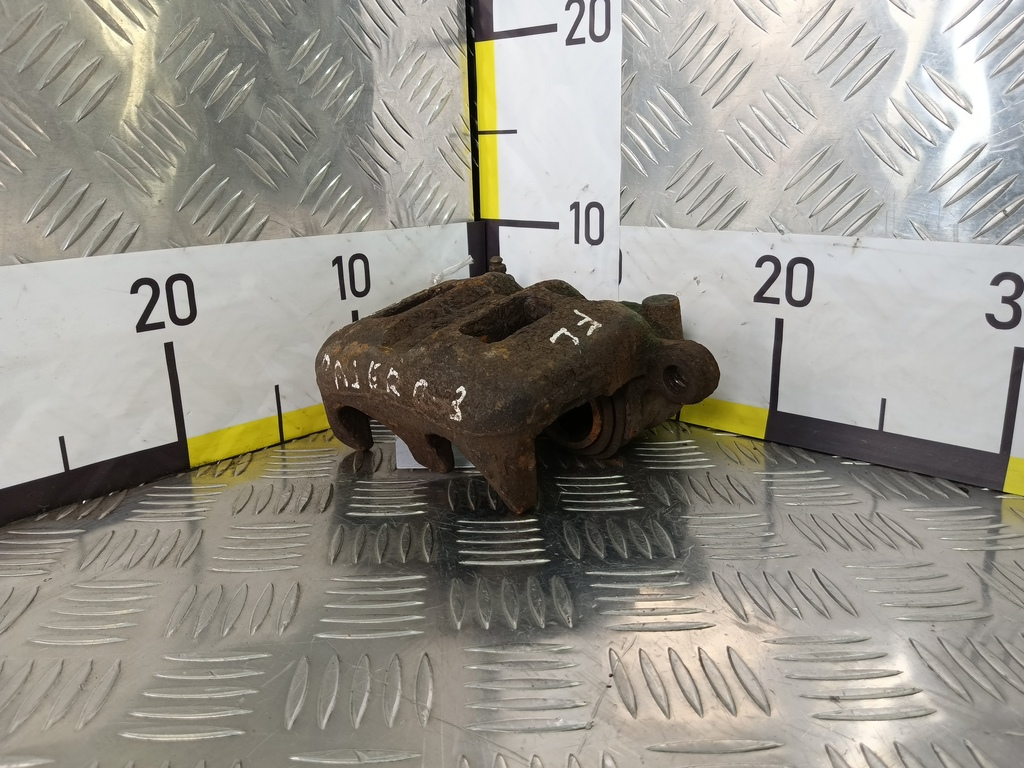 суппорт MITSUBISHI PAJERO  MR510537, 4200 рублей, Москва