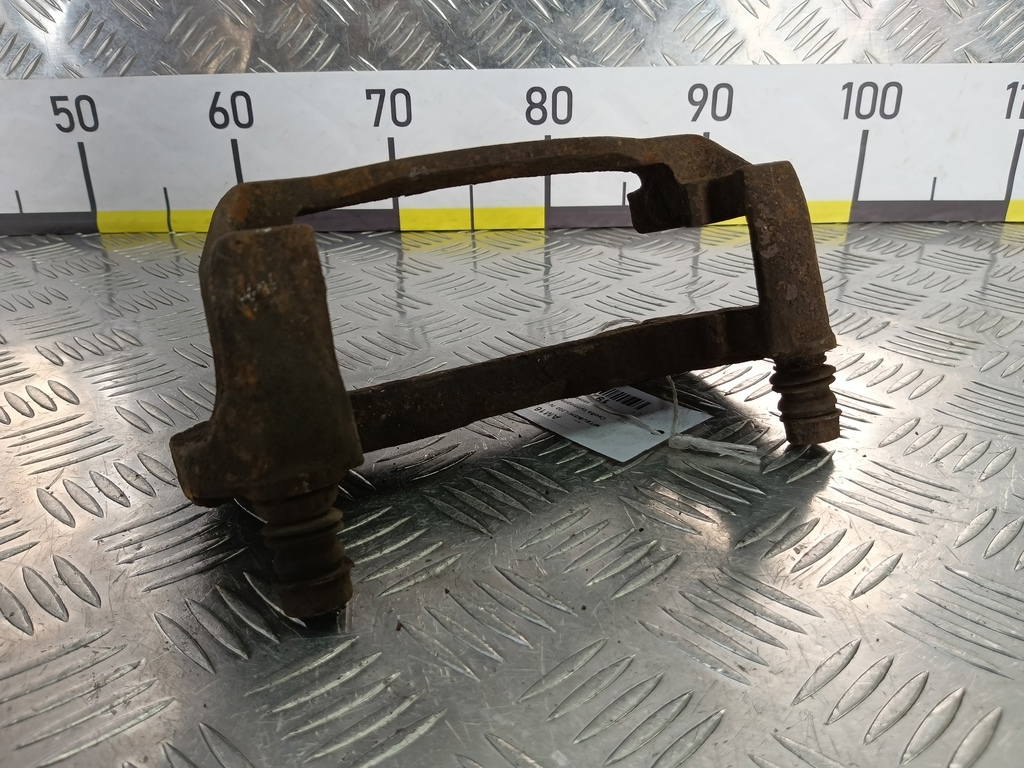 скоба суппорта MITSUBISHI L200   4605A173, 2590 рублей, Москва