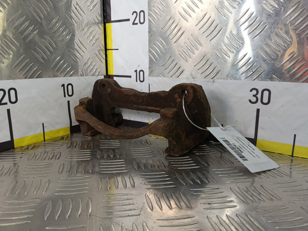 скоба суппорта MITSUBISHI L200   4605A173, 2590 рублей, Москва