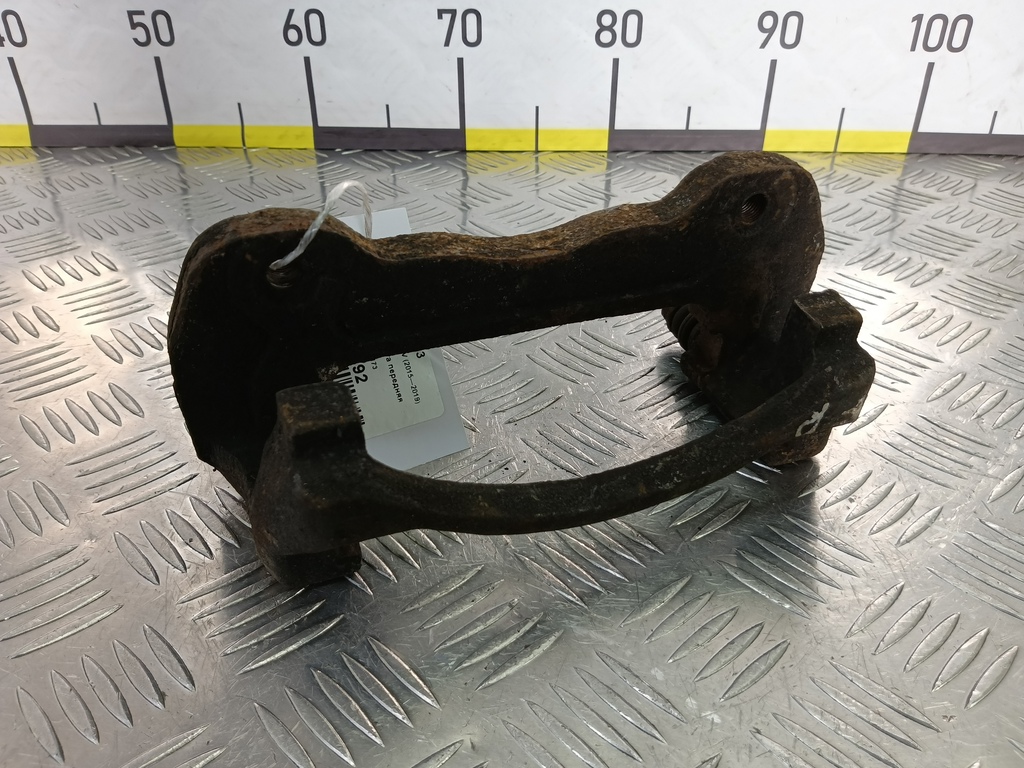 скоба суппорта MITSUBISHI L200  2.4 DID AT (154 л.с.)L200  V (2015—2019) Пикап 4605A173, 2590 рублей, Москва