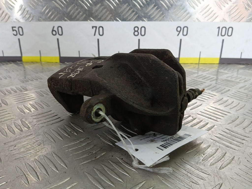 суппорт MITSUBISHI CARISMA  M863312, 2470 рублей, Москва