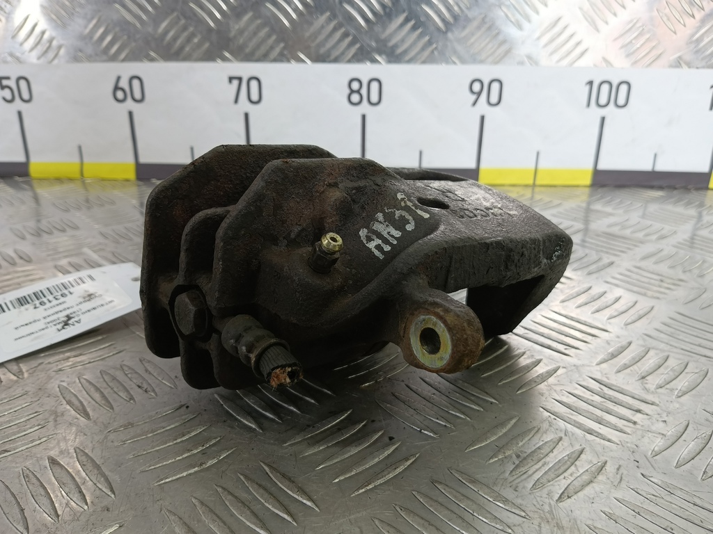 суппорт MITSUBISHI CARISMA  M863312, 2470 рублей, Москва