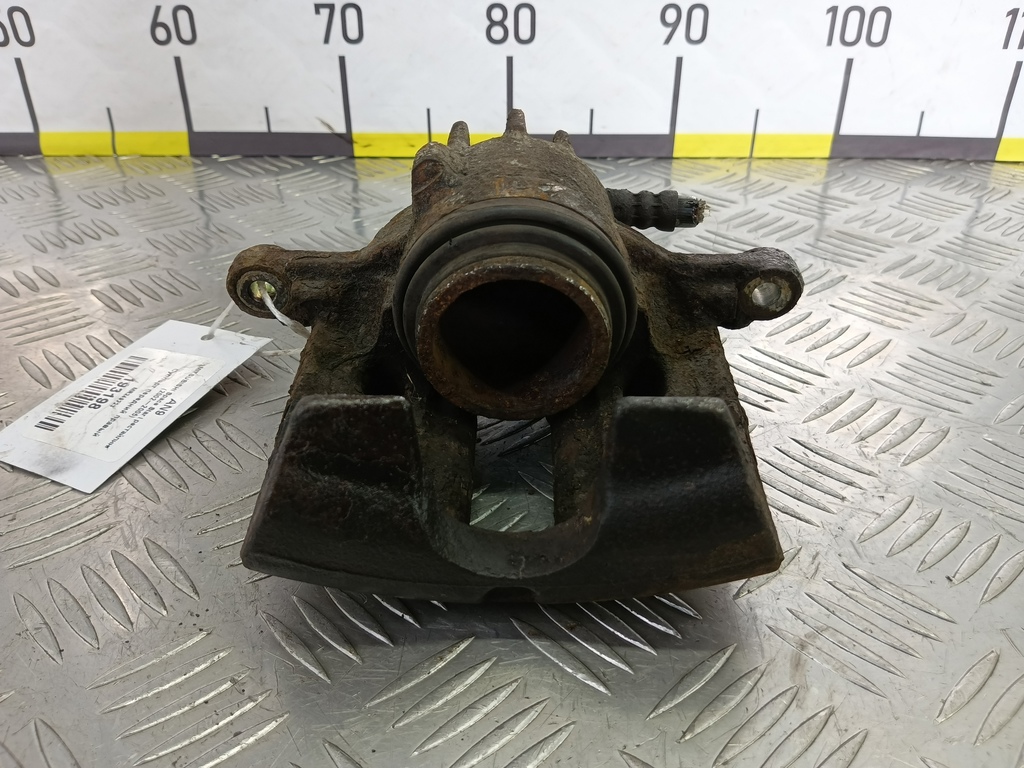 суппорт MITSUBISHI Space Star  MR249223, 2470 рублей, Москва