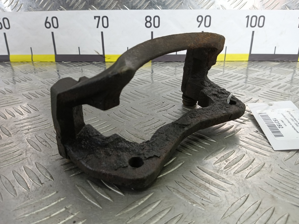 скоба суппорта MITSUBISHI Space Star  MR911816, 1780 рублей, Москва