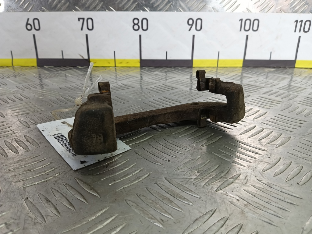 скоба суппорта SUZUKI JIMNY 1.3 4WD MT (86 л.с.)Jimny  III рестайлинг (2005—2012) Внедорожник 5516180000, 3850 рублей, Москва