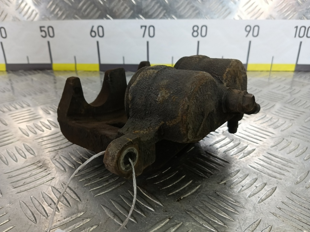 суппорт SUBARU Tribeca 3.0 4WD AT (250 л.с.)Tribeca  WX (2004—2007) Внедорожник 26292AG041, 5000 рублей, Москва