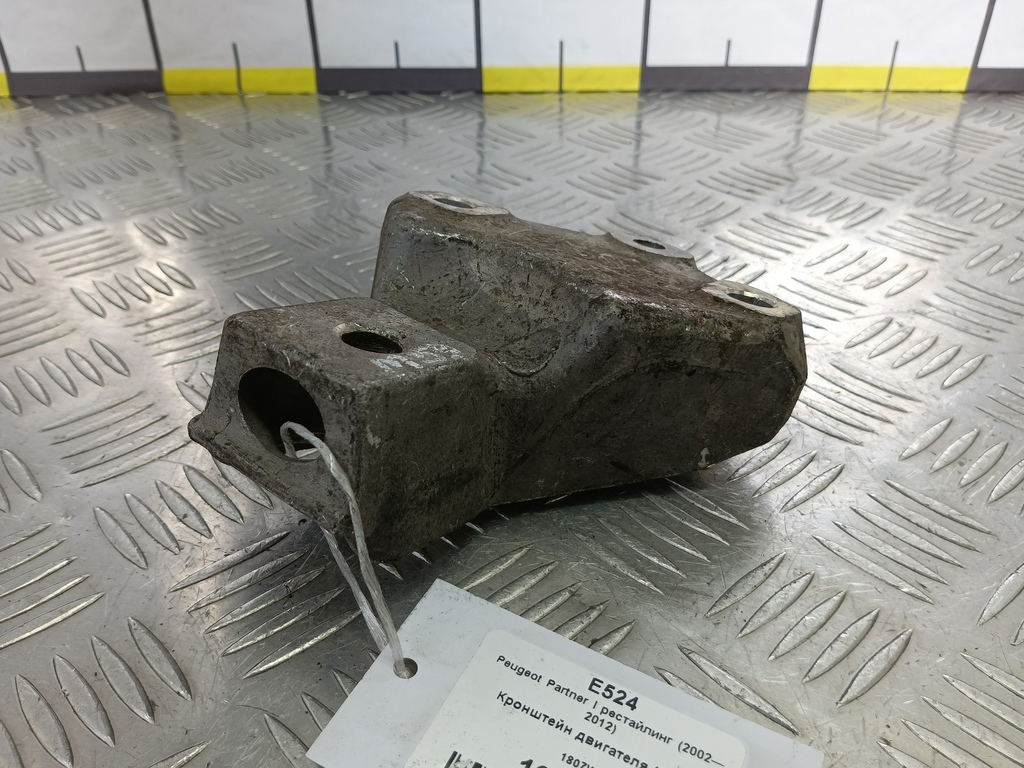 кронштейн двигателя (двс) Peugeot Partner  1807W8, 520 рублей, Москва