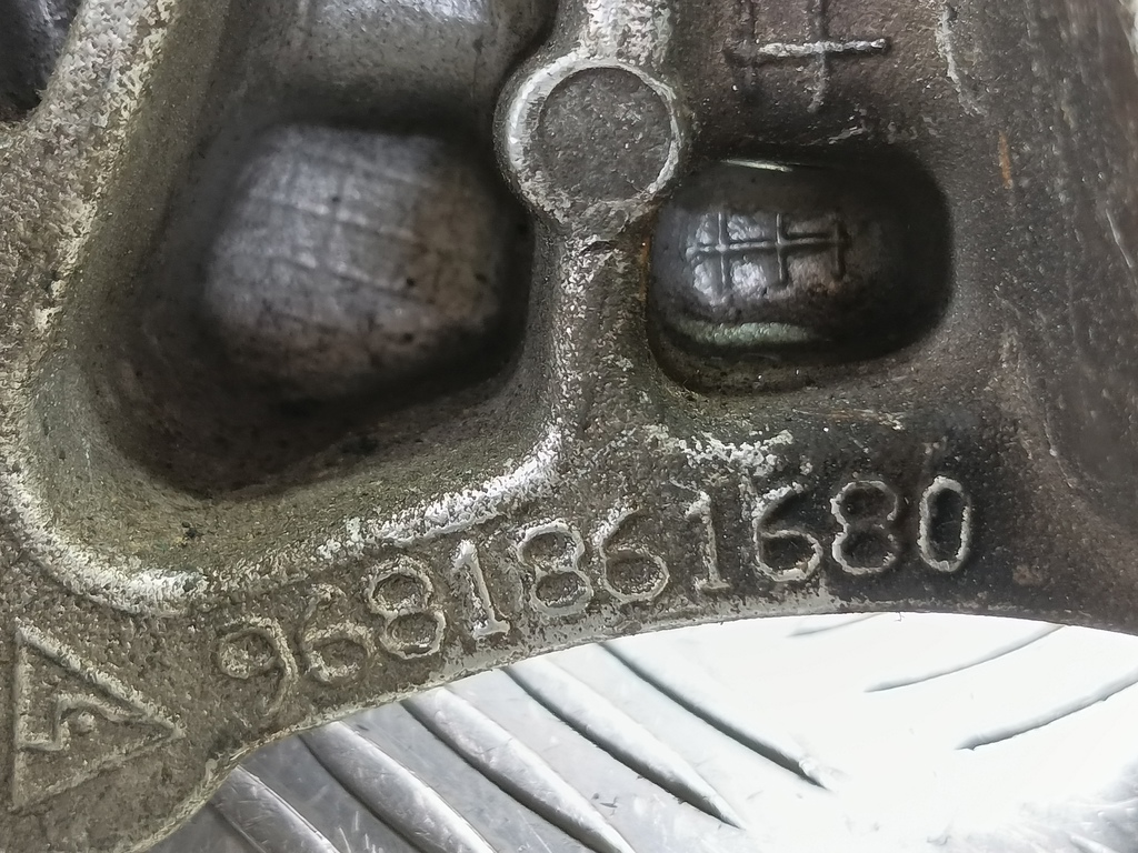 кронштейн двигателя (двс) Peugeot Partner  1807FC, 520 рублей, Москва