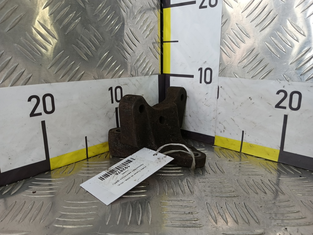 кронштейн двигателя (двс) FORD Transit  1735866, 1780 рублей, Москва