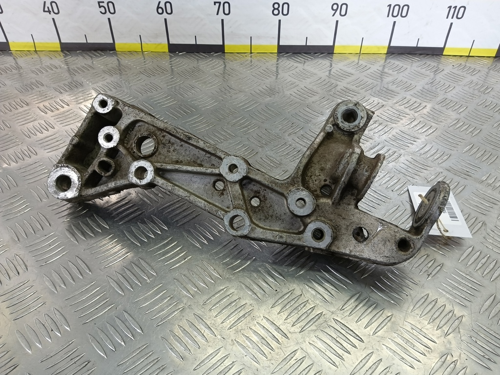 кронштейн подрамника Volkswagen Caddy  1K0199296F, 6150 рублей, Москва