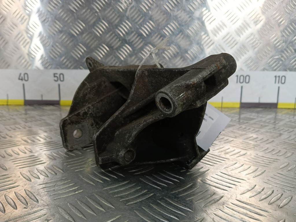 кронштейн двигателя (двс) Volkswagen Transporter  070199343B, 750 рублей, Москва