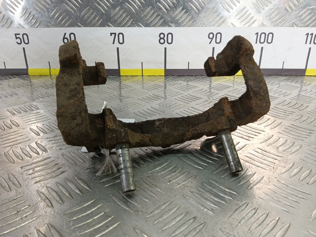 скоба суппорта LAND ROVER FREELANDER  LR000567, 1780 рублей, Москва