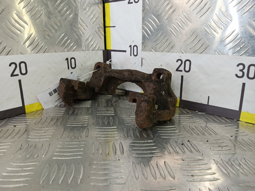 скоба суппорта LAND ROVER FREELANDER  LR000567, 1780 рублей, Москва