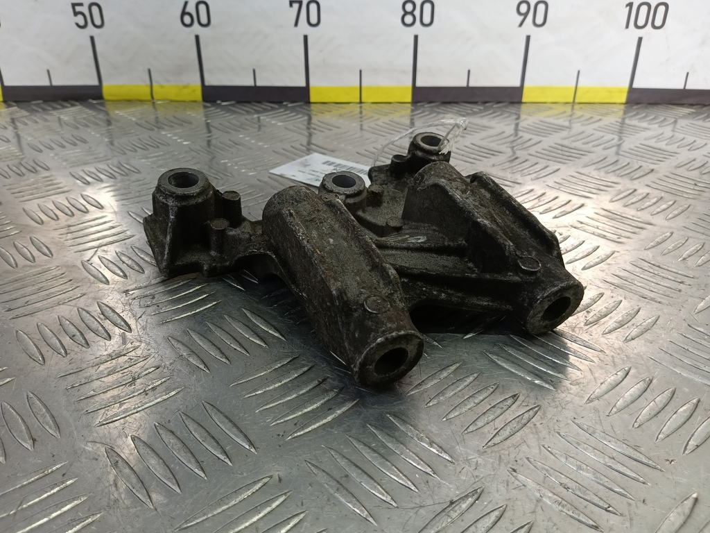 кронштейн двигателя (двс) Volkswagen Transporter  070199343A, 1550 рублей, Москва