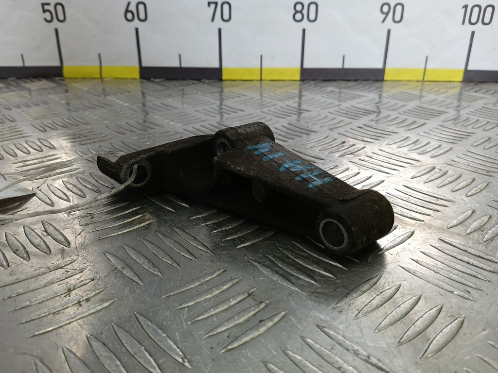 кронштейн тнвд FORD Transit  1740396, 1210 рублей, Москва