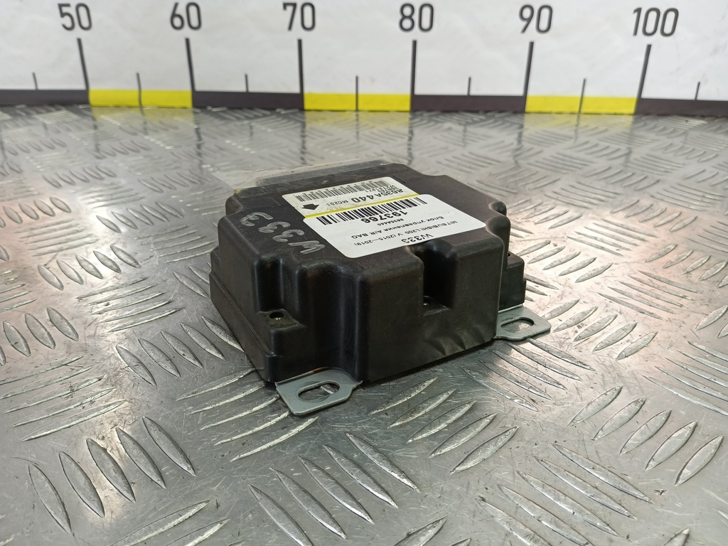 блок управления srs (air bag) MITSUBISHI L200  2.4 DID AT (154 л.с.)L200  V (2015—2019) Пикап 8635A440, 11900 рублей, Москва