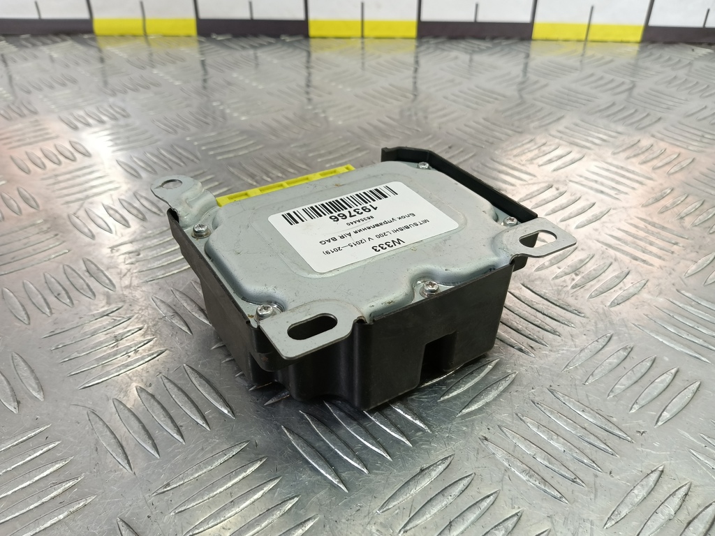 блок управления srs (air bag) MITSUBISHI L200  2.4 DID AT (154 л.с.)L200  V (2015—2019) Пикап 8635A440, 11900 рублей, Москва