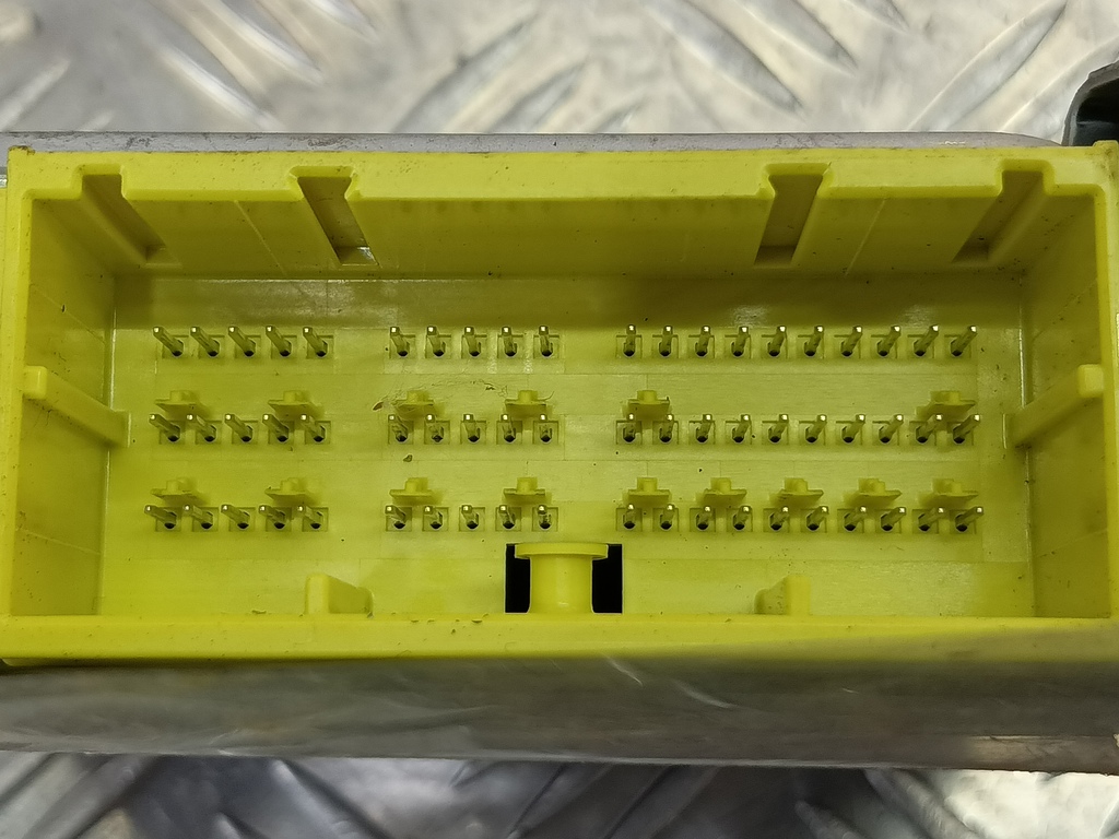 блок управления srs (air bag) MITSUBISHI L200  2.4 DID AT (154 л.с.)L200  V (2015—2019) Пикап 8635A440, 11900 рублей, Москва