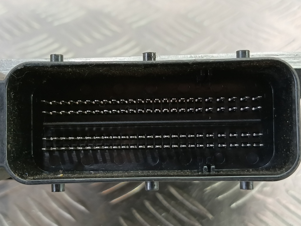 блок управления двигателем MITSUBISHI L200  2.4 DID AT (154 л.с.)L200  V (2015—2019) Пикап 1860D153, 9600 рублей, Москва