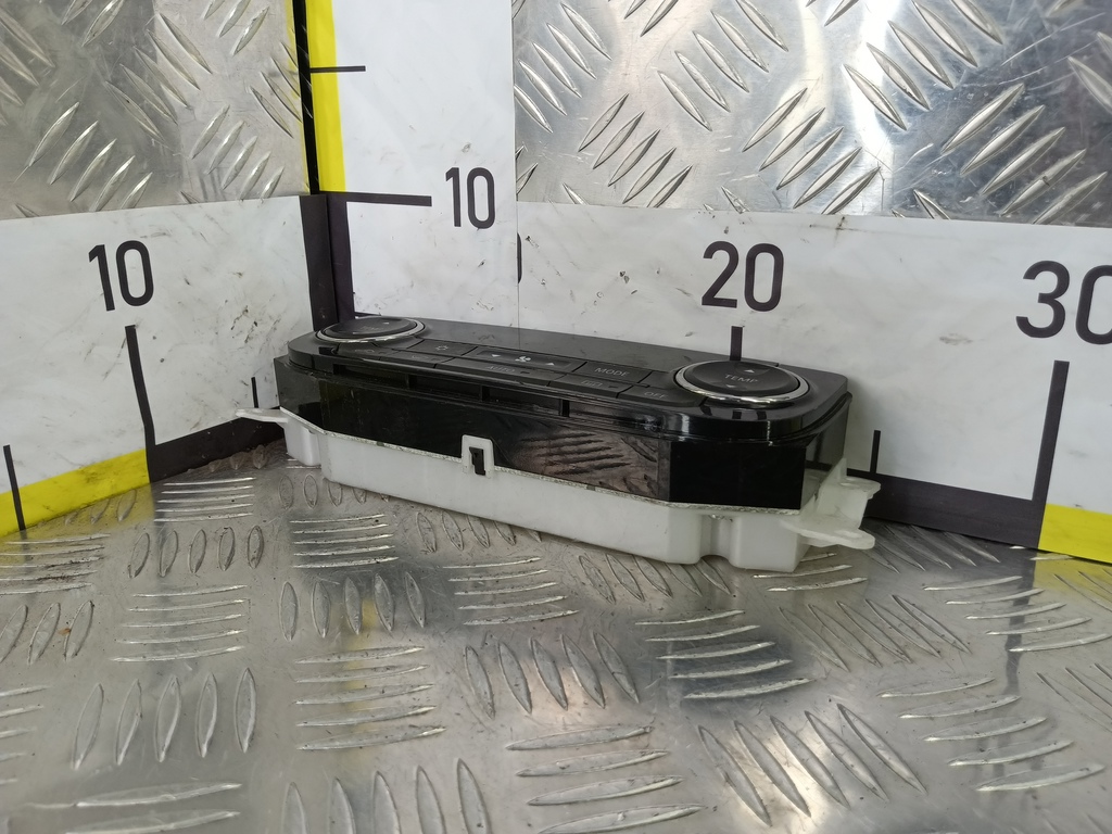 блок управления печкой MITSUBISHI L200  2.4 DID AT (154 л.с.)L200  V (2015—2019) Пикап 7820A745, 2930 рублей, Москва