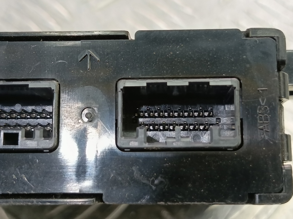 блок управления MITSUBISHI L200  2.4 DID AT (154 л.с.)L200  V (2015—2019) Пикап 8637B918, 11900 рублей, Москва