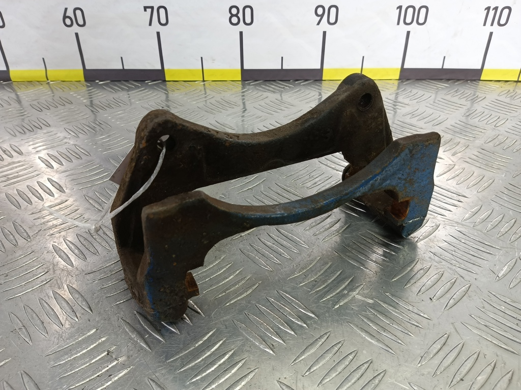 скоба суппорта MITSUBISHI ASX  4605A216, 3620 рублей, Москва