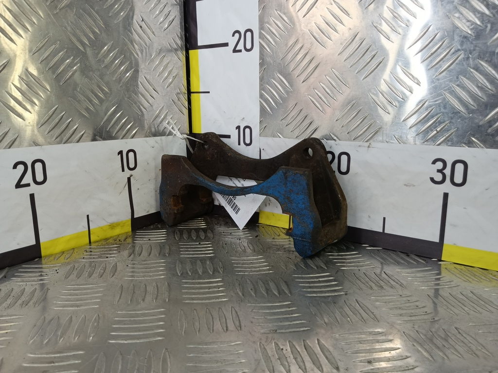 скоба суппорта MITSUBISHI ASX  4605A216, 3620 рублей, Москва