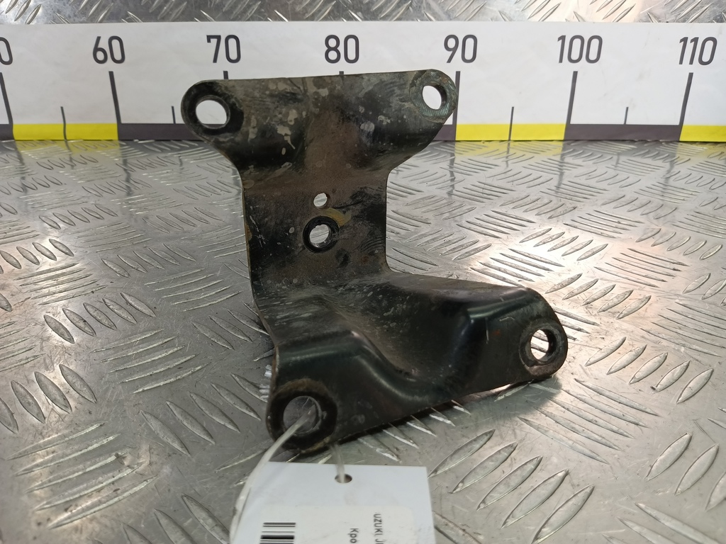 кронштейн двигателя (двс) SUZUKI JIMNY 1.3 AT (85 л.с.)Jimny  III рестайлинг (2005—2012) Внедорожник 1165180A00, 1090 рублей, Москва