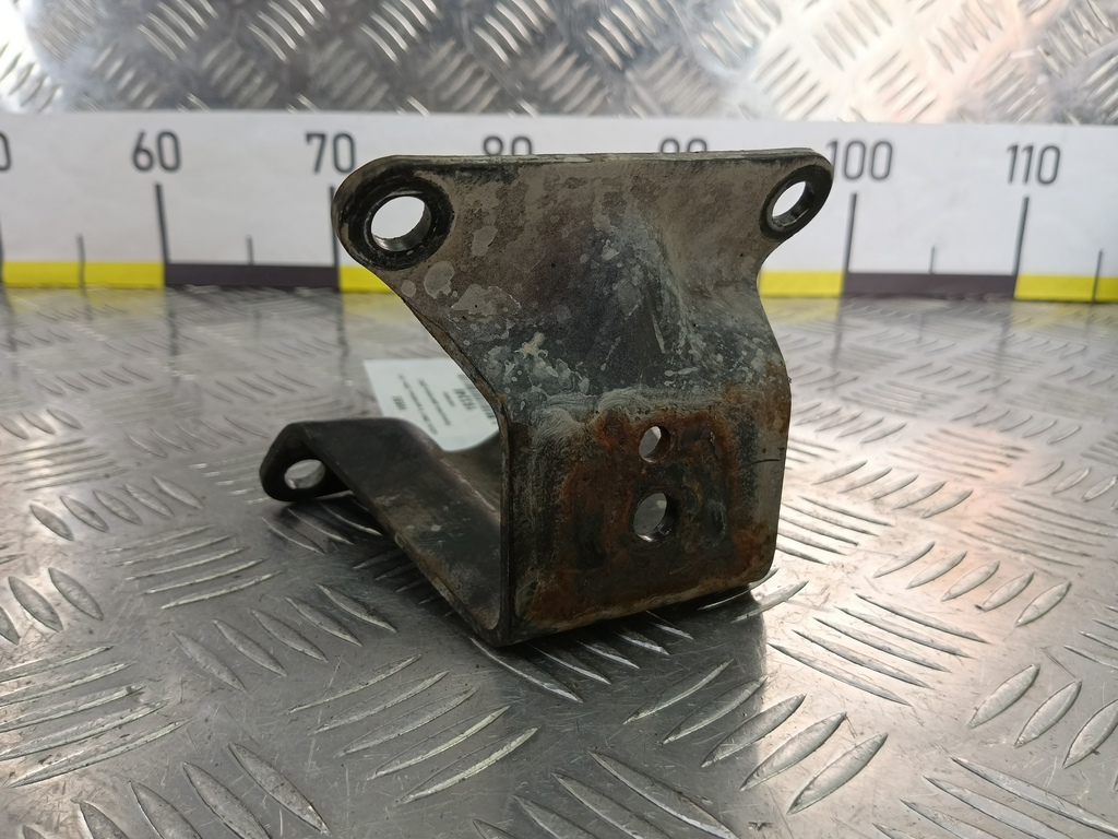 кронштейн двигателя (двс) SUZUKI JIMNY 1.3 AT (85 л.с.)Jimny  III рестайлинг (2005—2012) Внедорожник 1165180A00, 1090 рублей, Москва