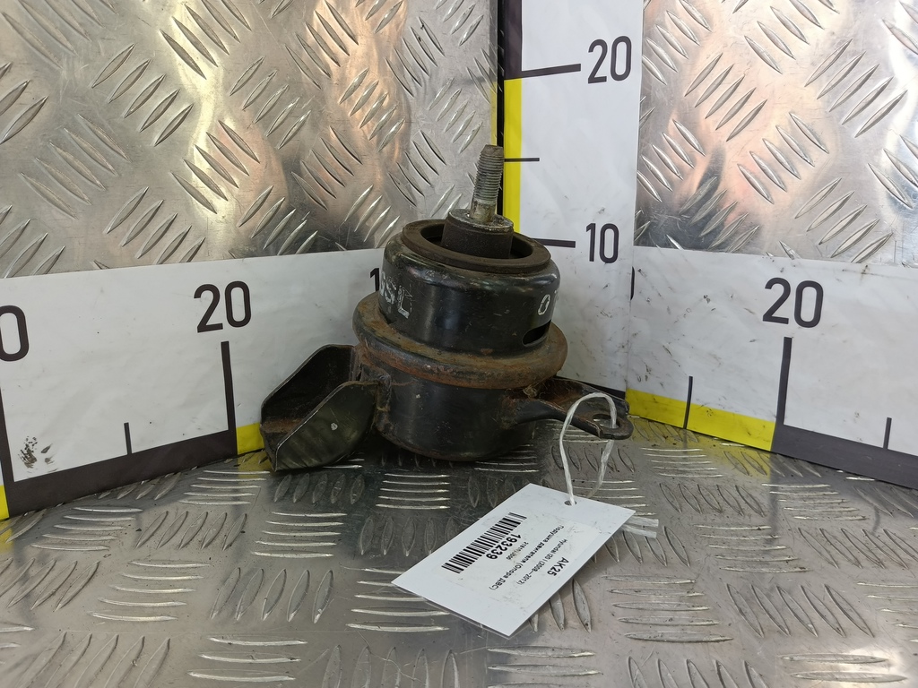 подушка двигателя (опора двс) Hyundai I20 1.3 MT (78 л.с.)i20  I (2008—2012) Хетчбэк 218101J000, 3390 рублей, Москва