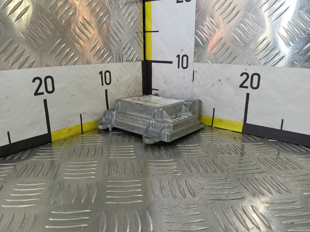 блок управления srs (air bag) LAND ROVER FREELANDER  LR017825, 750 рублей, Москва