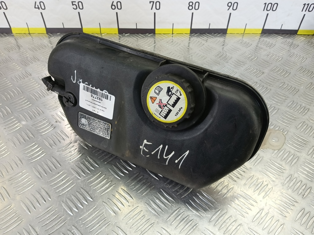 бачок расширительный Jaguar XF 2.7 AT (207 л.с.)XF  I (2007—2011) Седан C2Z11668, 7300 рублей, Москва