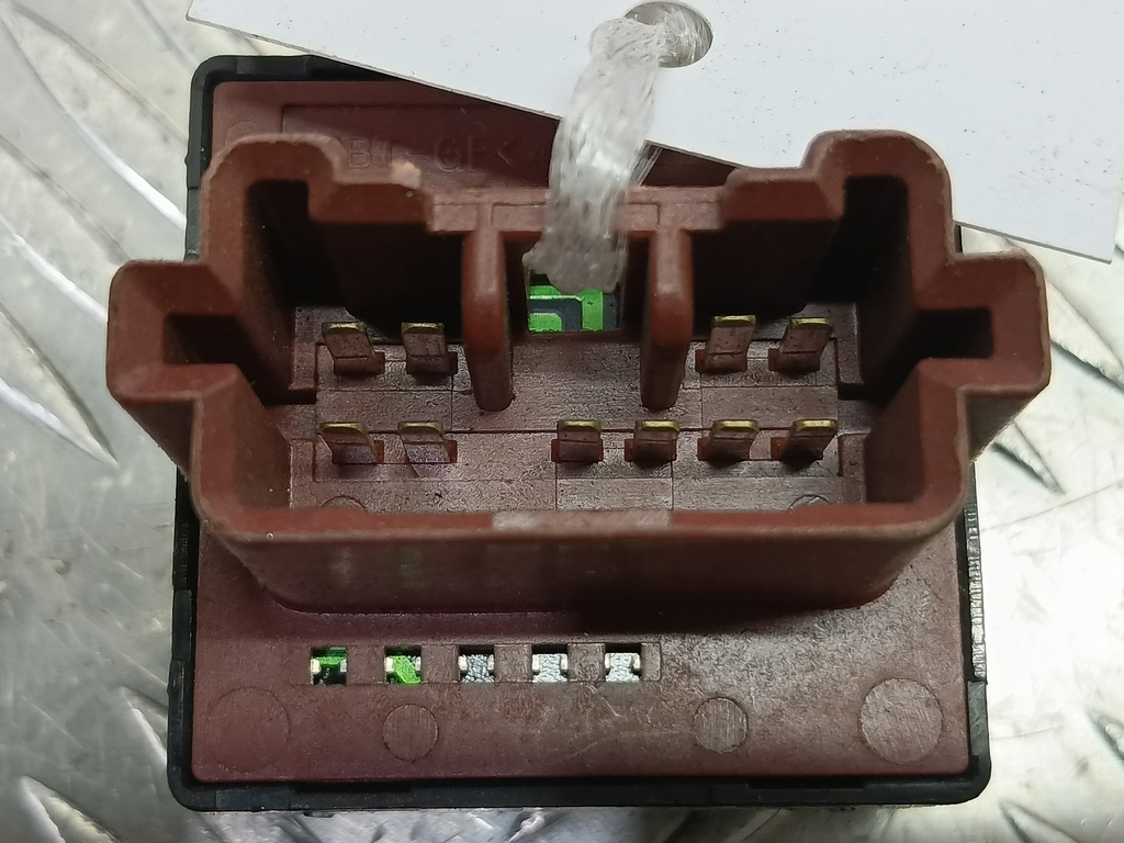 кнопка регулировки зеркал MITSUBISHI GRANDIS  MR951187, 860 рублей, Москва