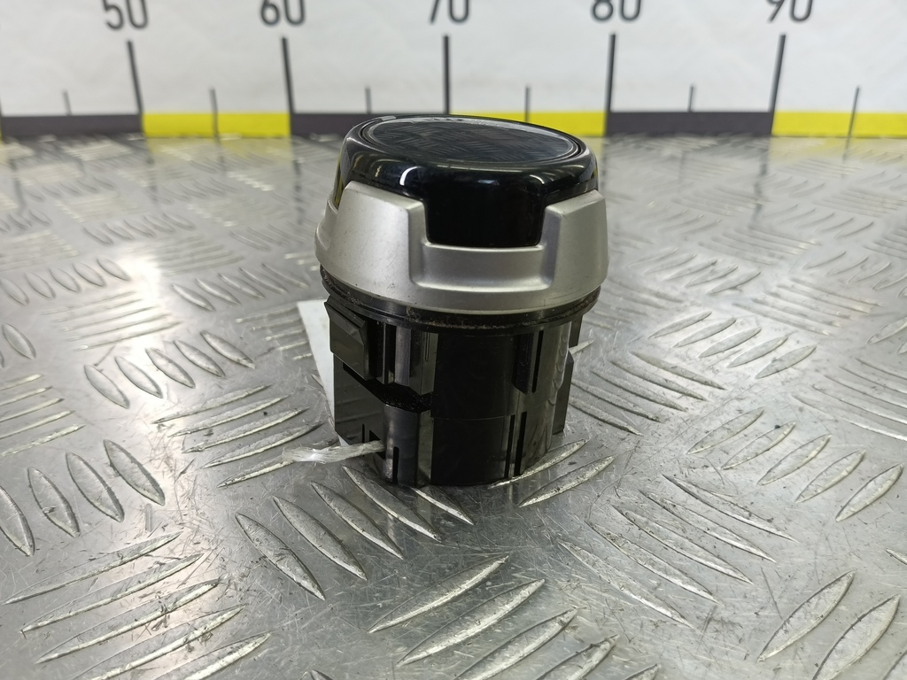 блок кнопок MITSUBISHI L200  2.4 DID AT (154 л.с.)L200  V (2015—2019) Пикап 8604A046XA, 1550 рублей, Москва