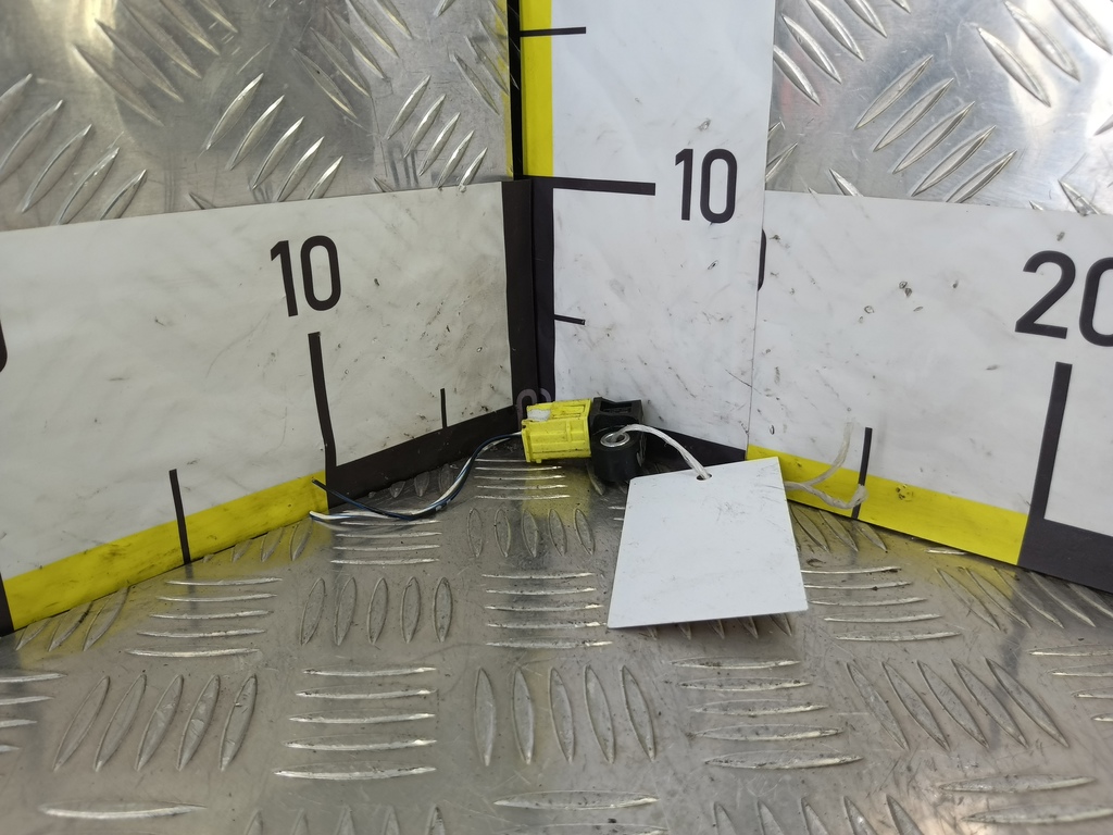 датчик удара (air bag) MITSUBISHI L200  2.4 DID AT (154 л.с.)L200  V (2015—2019) Пикап 8651A245, 860 рублей, Москва