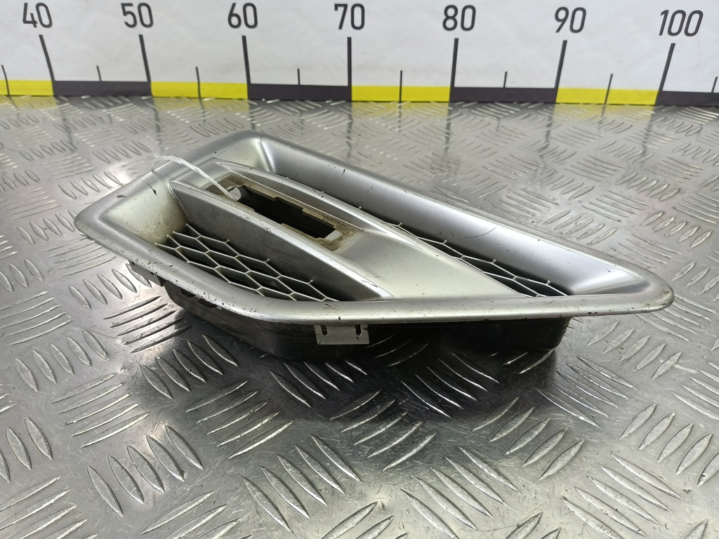 накладка крыла переднего LAND ROVER FREELANDER  LR001658, 750 рублей, Москва