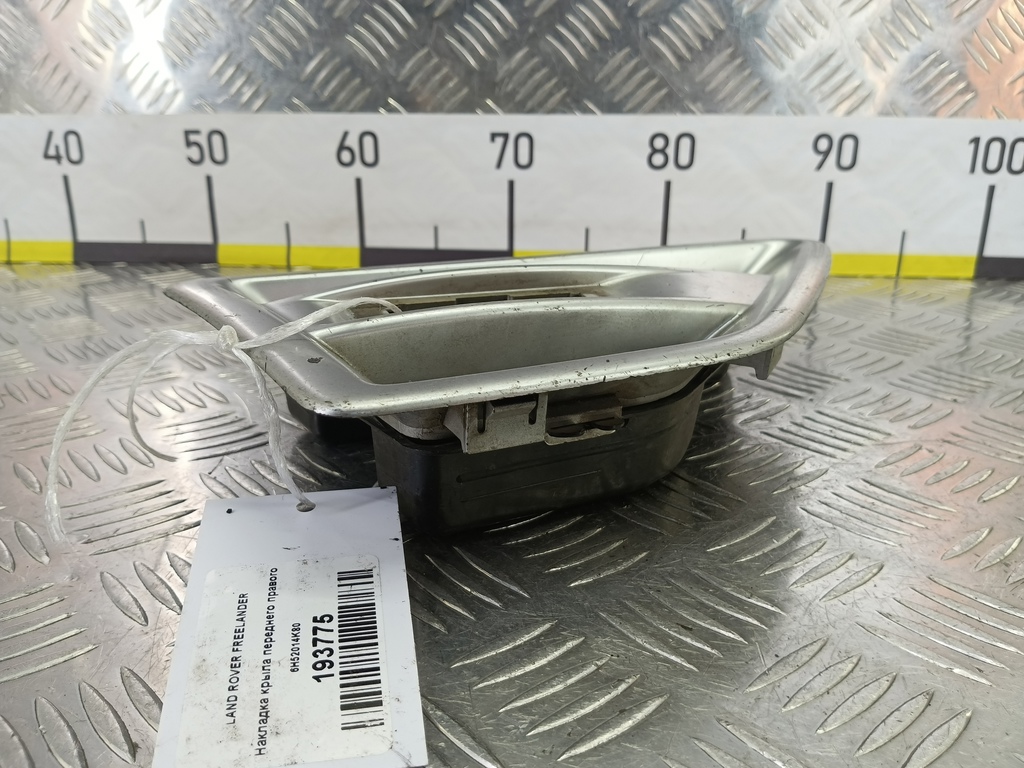 накладка крыла переднего LAND ROVER FREELANDER  LR001658, 750 рублей, Москва