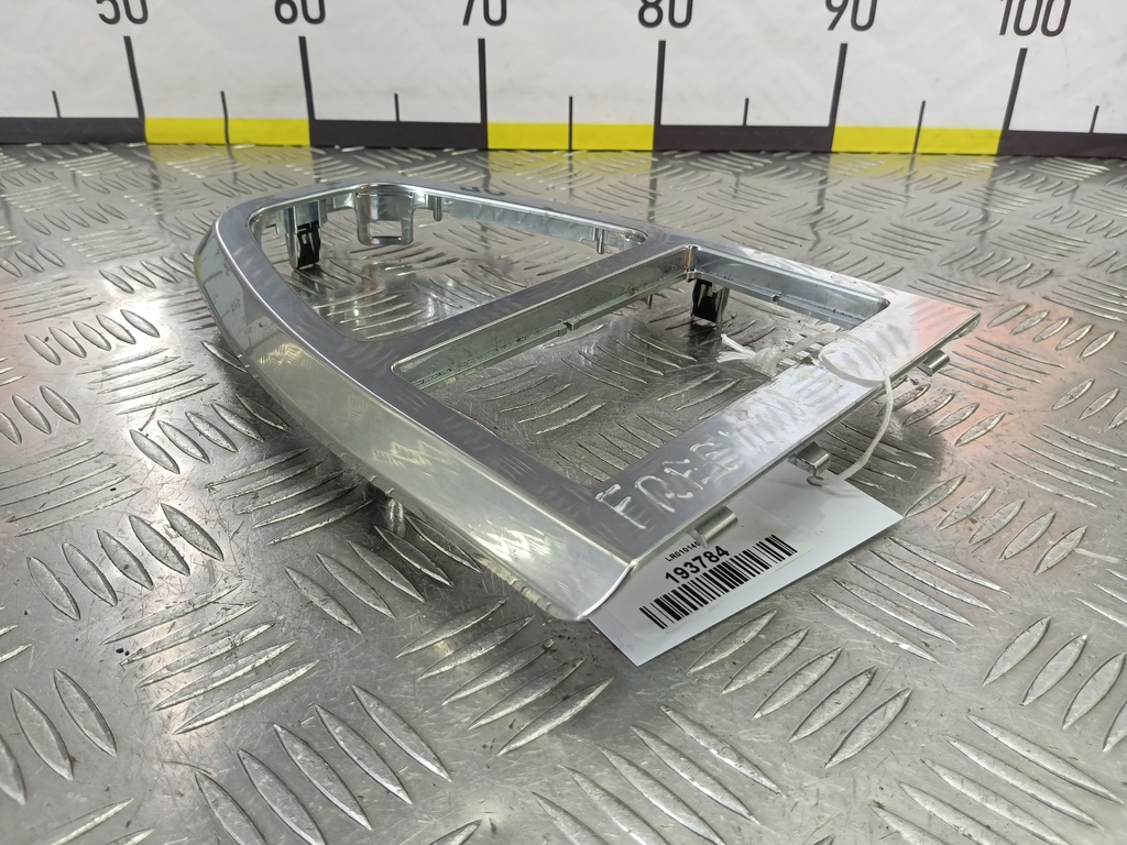 накладка декоративная LAND ROVER FREELANDER  LR010140, 520 рублей, Москва