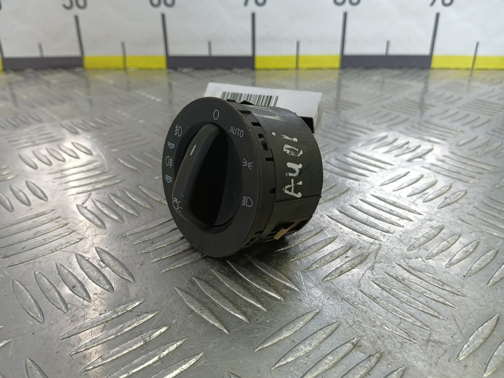 блок управления светом AUDI   4F2941531D, 750 рублей, Москва