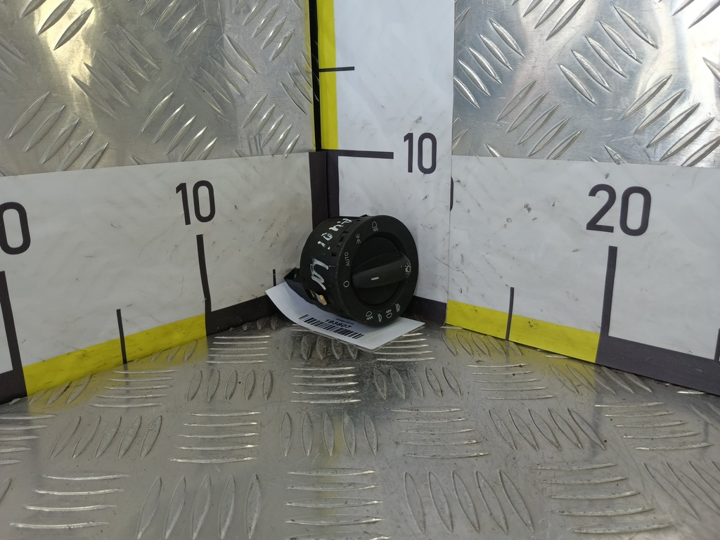 блок управления светом AUDI   4F2941531D, 750 рублей, Москва